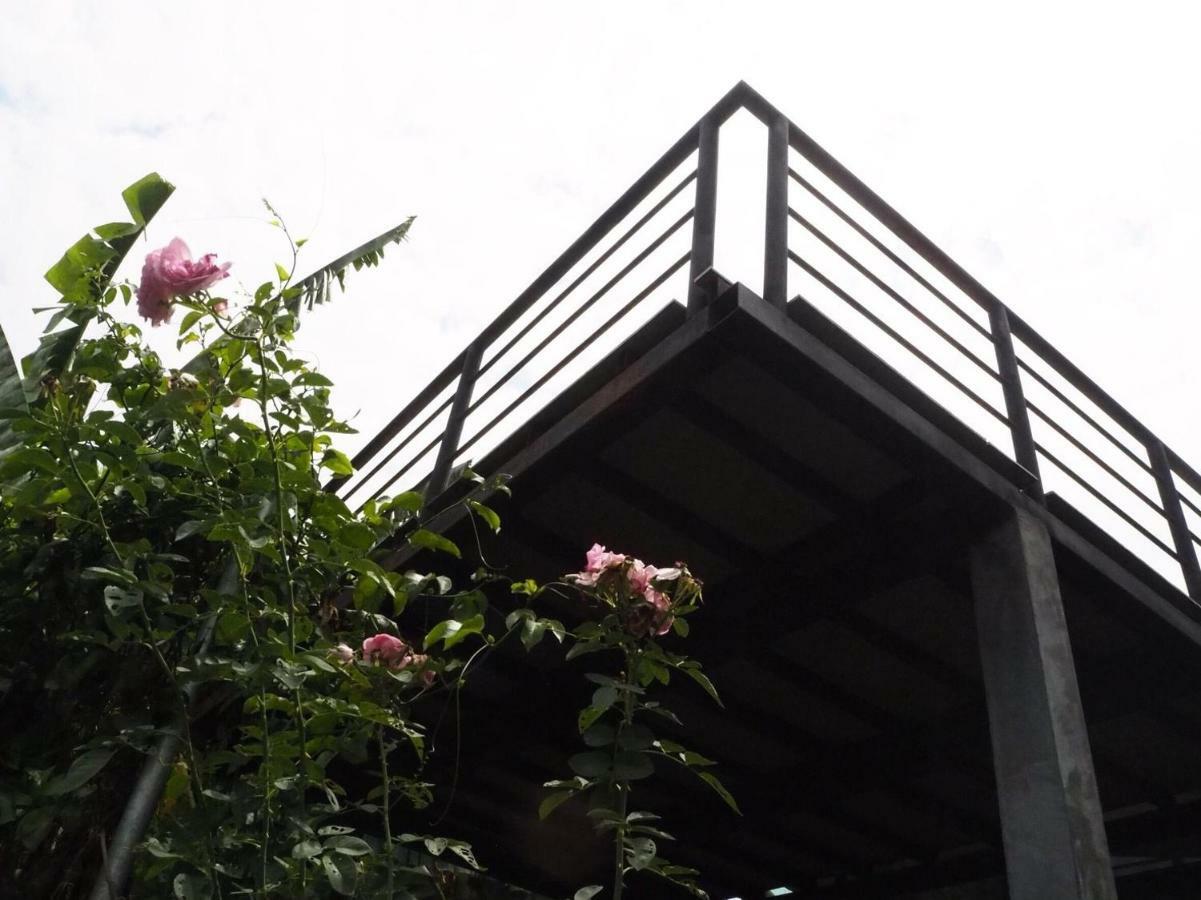 Bann Rai Klai Weang Homestay Mae Taeng Exterior foto